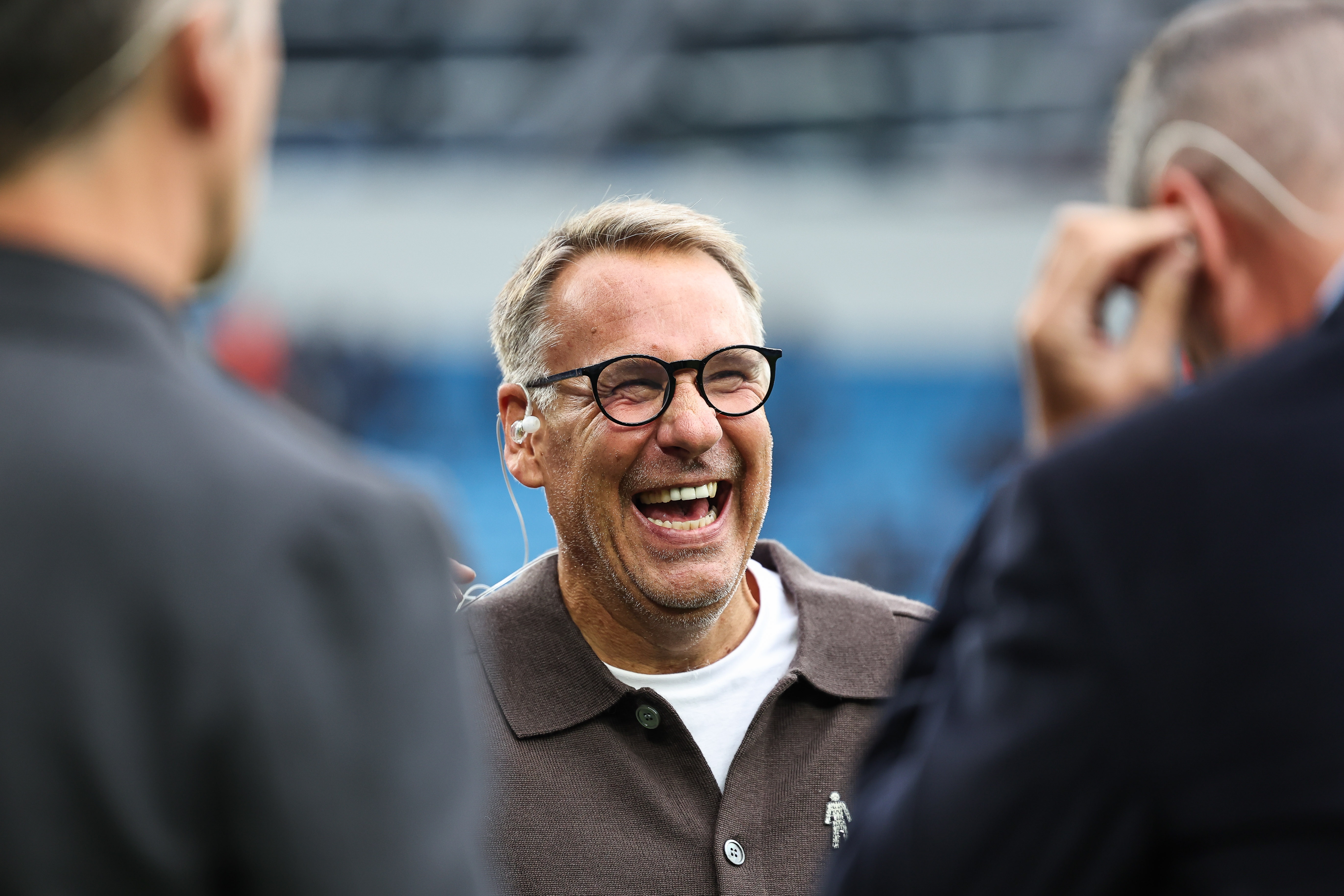 世界杯官方客户端下载中心-默森预测本轮英超：曼城3-1曼联笑傲曼市德比，阿森纳2-0森林