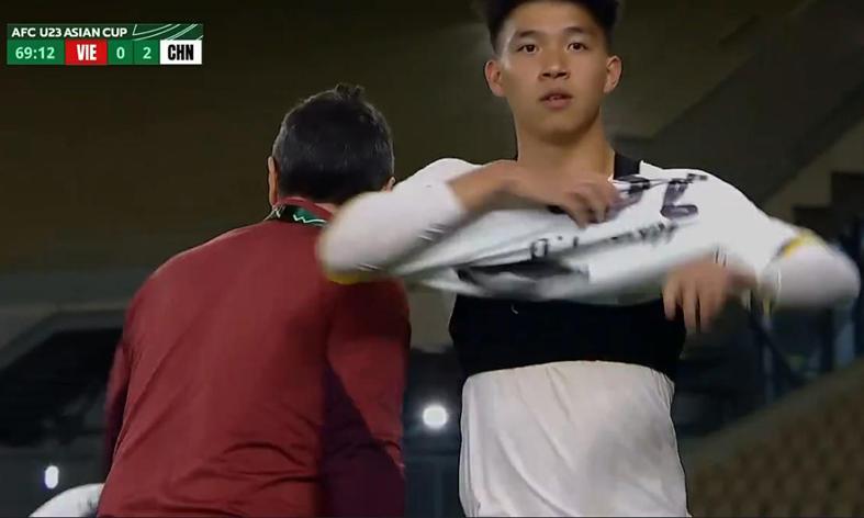 世界杯手机直播app下载-王钰栋亚洲杯破荒 刘诚宇热身进球！申花1-2蔚山，还砸李昊吗？